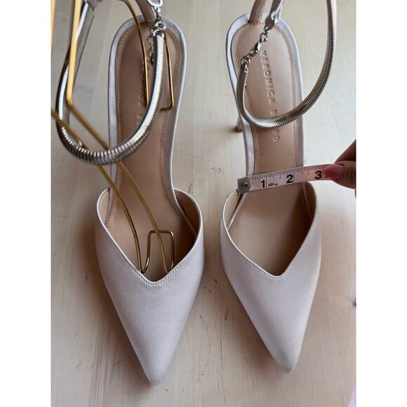 Veronica Beard ivory Lisa Chain Ankle Strap Pointed Toe Pump size 10 - Picture 6 of 11